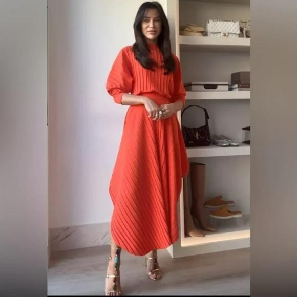 ZARA PLEATED ASYMMETRICAL SKIRT - Picture 2 of 3